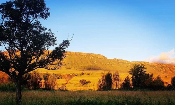 Harrismith Apartment | SUMMER PLACE