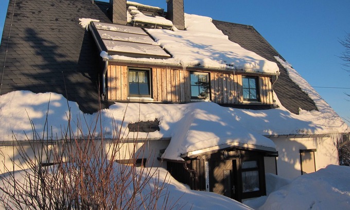Zinnwald-Georgenfeld House | Summer resort or ski hut/downshift, stop, switch off,