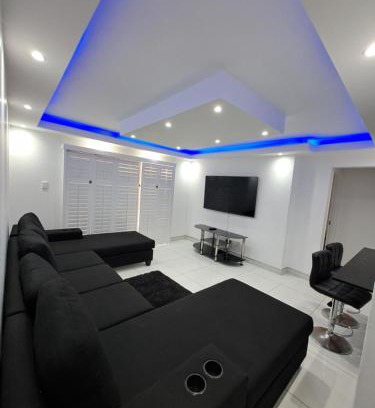 Durban Beachfront Apartment | Summer sands north beach