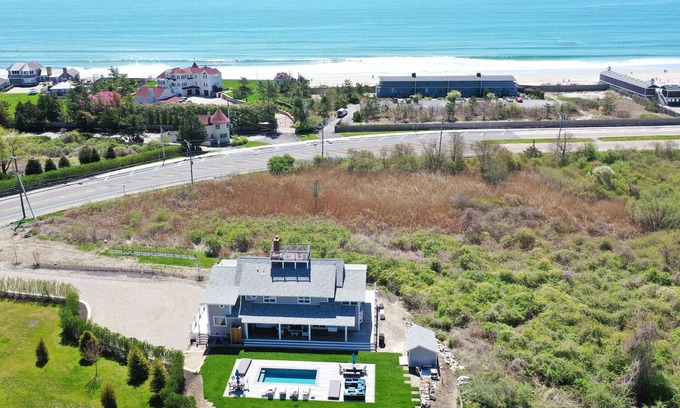 Narragansett Pier House | Summer Spectacular