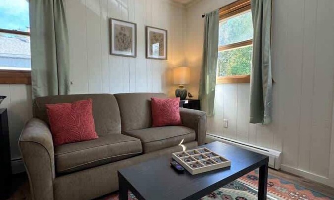 Bessemer Condo | Summer Vacay Hangout at Powderhorn Mountain
