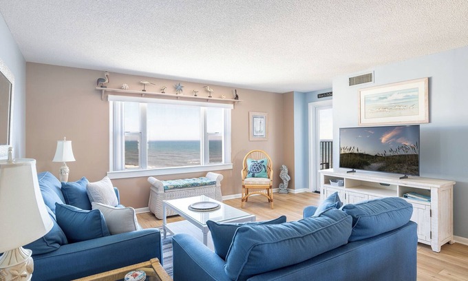 Indian Beach Condo | Summer Winds C-523, Oceanfront Condo in Indian Beach, NC!