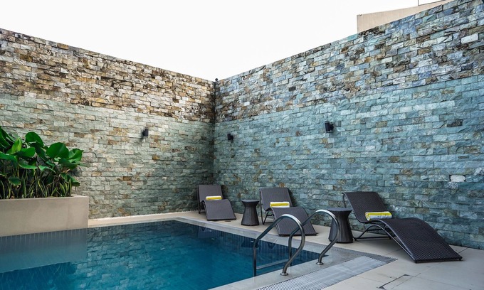 Naga Hotel | Summit Hotel Naga
