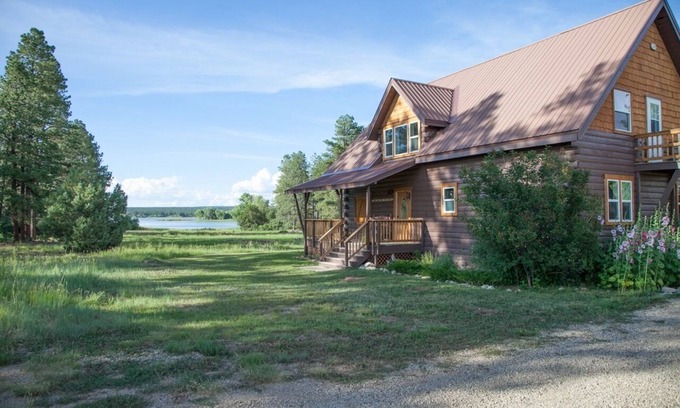 Mancos Cabin | Summit Lake Cabin Near Mesa Verde National Park, Durango, and skiing