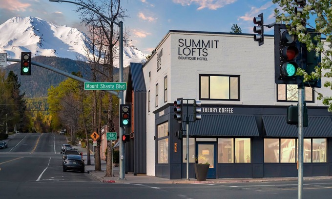 Mount Shasta House | Summit Lofts, View Mt Shasta, King Bed, #204