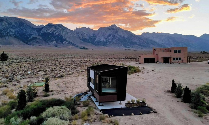 Lone Pine House | Summit Sanctuary: 360° Views