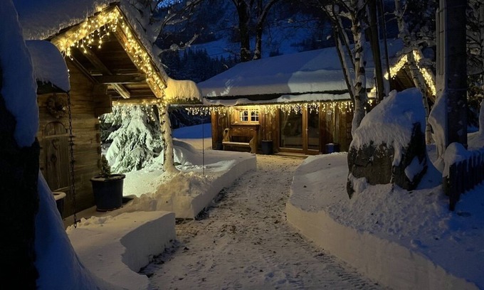Saint-Nicolas-la-Chapelle Ski Chalet | Sumptuous chalet in unspoilt natural surroundings