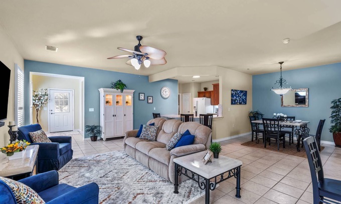 Sun City House | Sun City Georgetown TX! Beautifully Furnished w/Screened Porch on Wooded Lot!