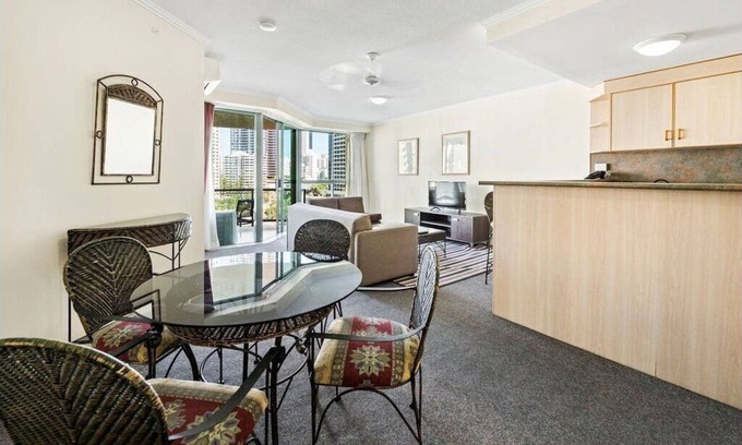 Gold Coast Apartment | Sun City Ocean Views