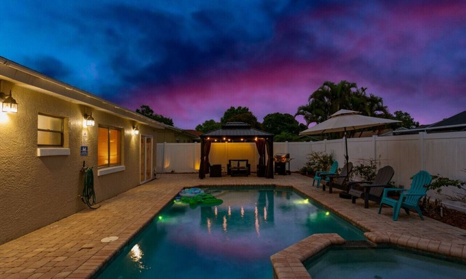 Pinellas Park House | Sun Coast Paradise: Fenced Terrace w/Pool, Spa. Gourmet Kitchen/Game Room Pets OK