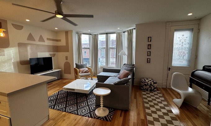 Decorah Apartment | Sun-Filled 1 Bedroom Overlooking Water Street - No Cleaning Fee