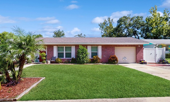 Longwood House | Sun-filled oasis with furnished patio, shared pool, & fire pit - dog-friendly