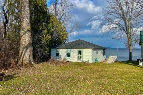 South Hero House | Sun Hugged Cottage