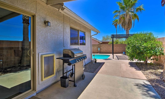 Countryside Terrace House | Sun-Lit Tucson Digs w/Private Pool & Patio!