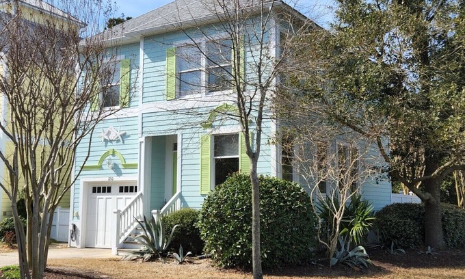 Bermuda Bay House | Sun N Sand 3 Bedroom Home at Devonshire Place