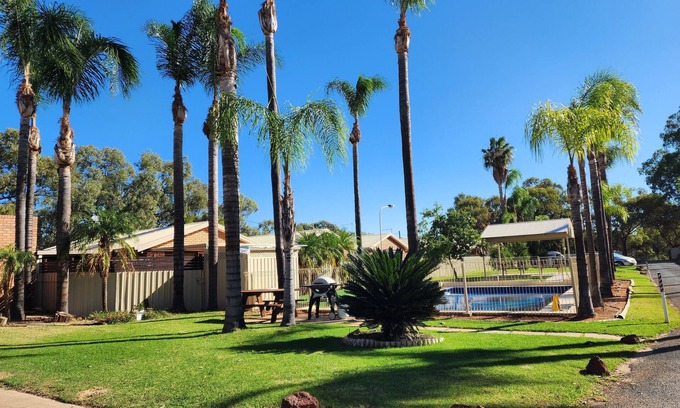 Buronga Hotel | Sun River Resort Mildura