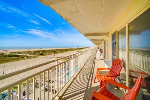 Wildwood Crest Apartment | Sun-Soaked Wildwood Getaway, 6 Mi to Cape May!