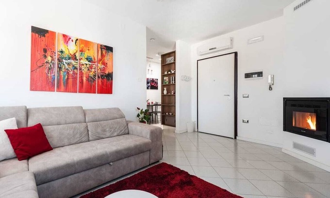Lucca Historical Center Condo | Sun terrace apartment, fast Wi-Fi, private parking and 4 bicycles