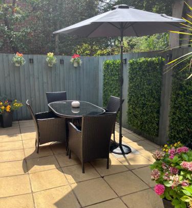 Weybridge Apartment | Sun Terrace Lodge Weybridge