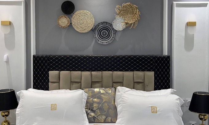 Douala Resort | SUNA'A HOME