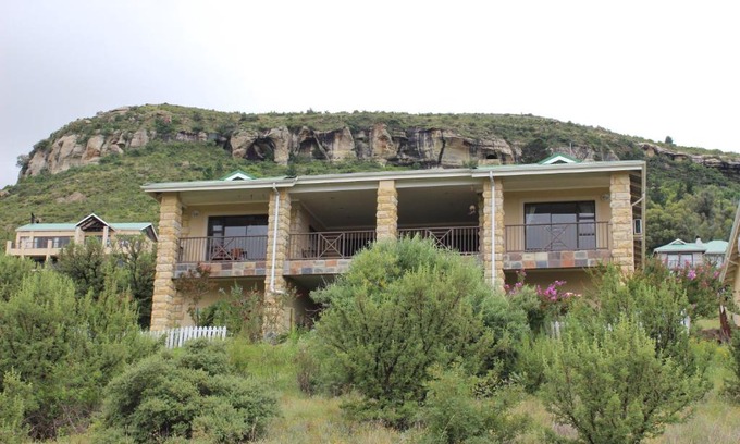Clarens House | Sunbird Haven Self-Catering Sleeps 8