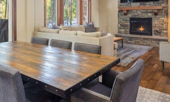 Cle Elum House | Suncadia 5 Bed Home Pool Table Golf View