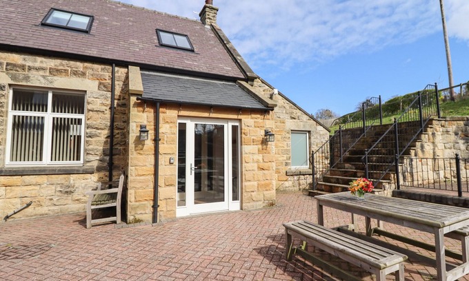 Grosmont Cottage | SUNDAY COTTAGE, family friendly, with a garden in Grosmont