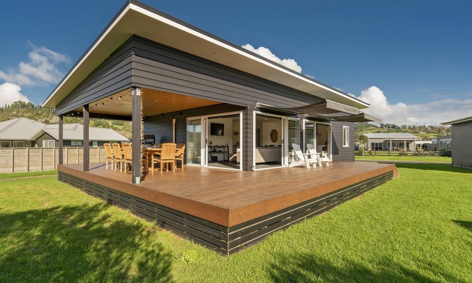 Cooks Beach House | Sundaze Escape - Cooks Beach Holiday Home