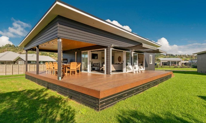 Cooks Beach House | Sundaze Escape - Cooks Beach Holiday Home