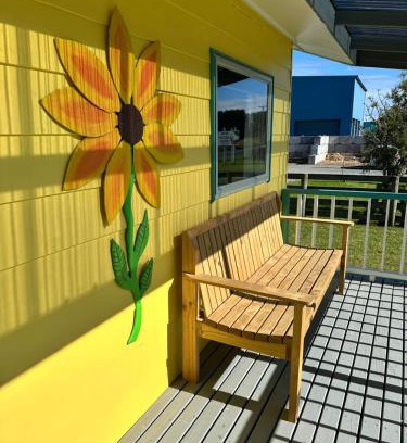 Kapiti Island House | Sunflower Cottage