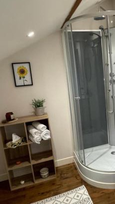 Le Dorat Bed & Breakfast | Sunflowers