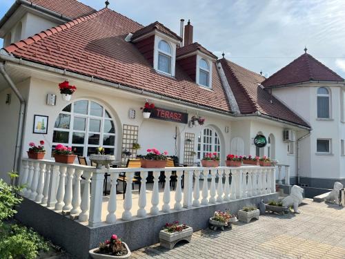 Sajoszoged Bed & Breakfast | SunGarden Vendégház