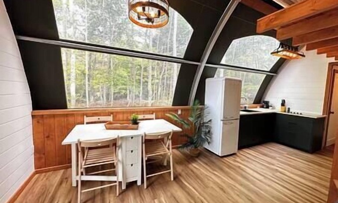 Kings County Cabin | Sunken Escapes Kenny's (Unit 5)
