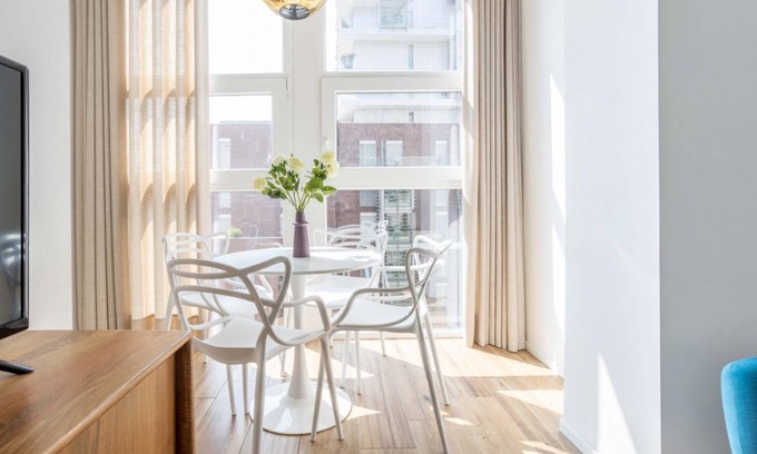 Centro Direzionale Apartment | Sunlit - Bright apartment in Porta Nuova