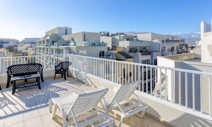 San Gwann Apartment | Sunny 2BR Penthouse with Spacious Rooftop Terrace