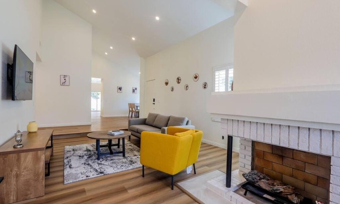 Laguna Hills Villa | Sunny 3BR, 2BA, in Orange County