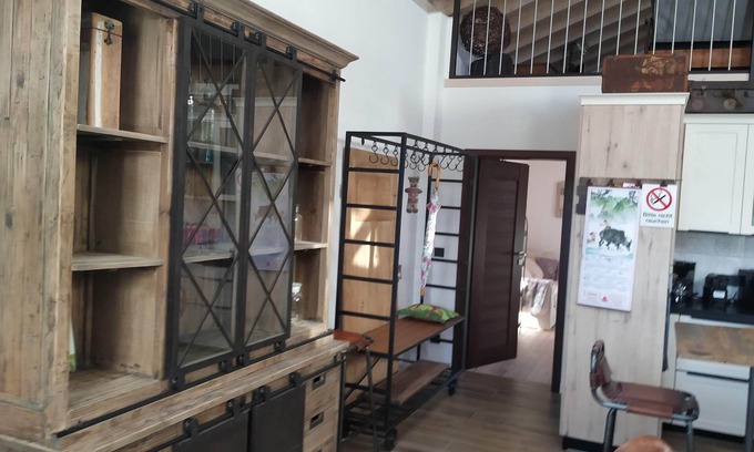 Universitatsviertel Apartment | Sunny Apartment, quiet but central, luxury equipped, open kitchen