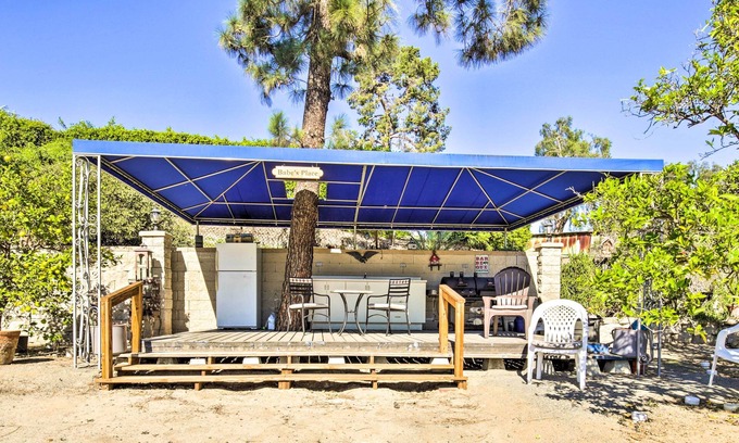 Lincoln Acres Apartment | Sunny Bonita Studio ~ 5 Mi to Historic Dtwn!