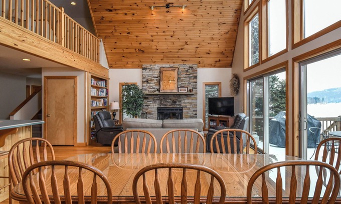 McHenry Cottage | Sunny Boy