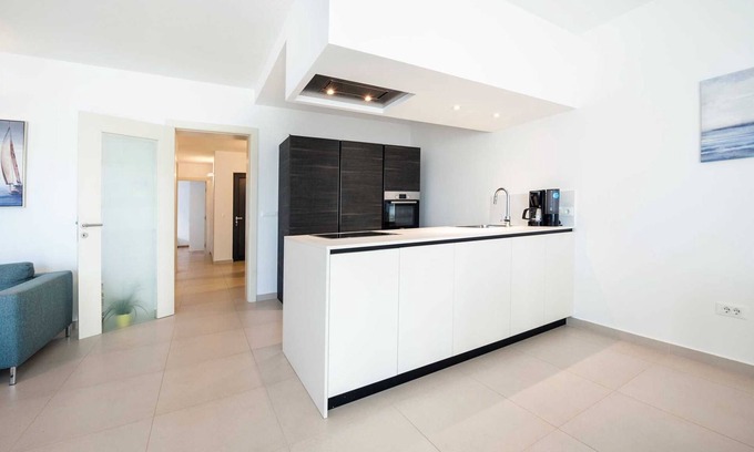 Borik Apartment | SUNNY DAY - Apartment with Parking