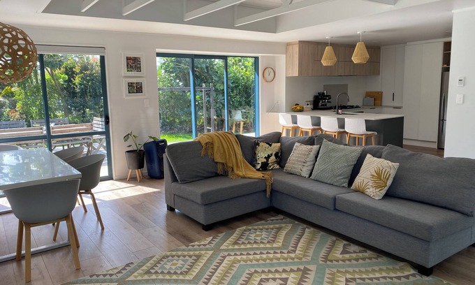 Mangawhai House | Sunny Family Retreat on 9 Acres – Close to Mangawhai Village