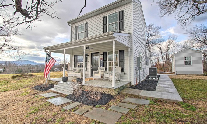 Front Royal House | Sunny Front Royal Vacation Rental w/Hot Tub!