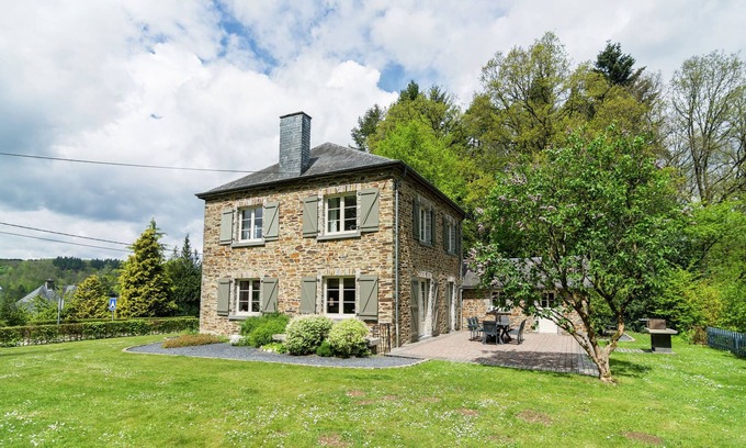 Frahan Cottage | Sunny Garden Cottage, Alle