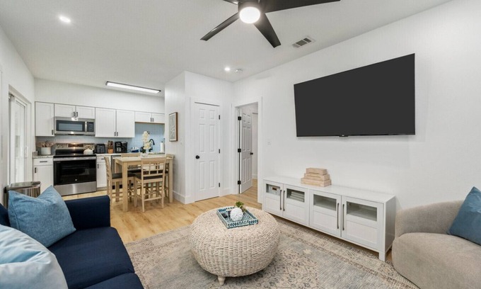 Wright Apartment | Sunny Haven #617: 1BR Townhome in Fort Walton