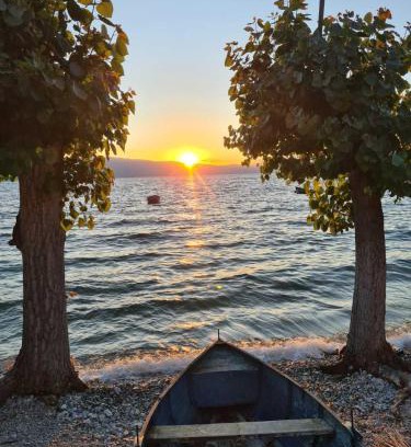 Southwestern Region Apartment | Sunny Lake Trpejca