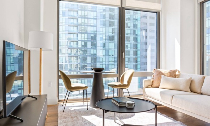Hunters Point Apartment | Sunny LIC 2BR w/ Gym, Doorman, Elevator & Private Balcony, by Blueground
