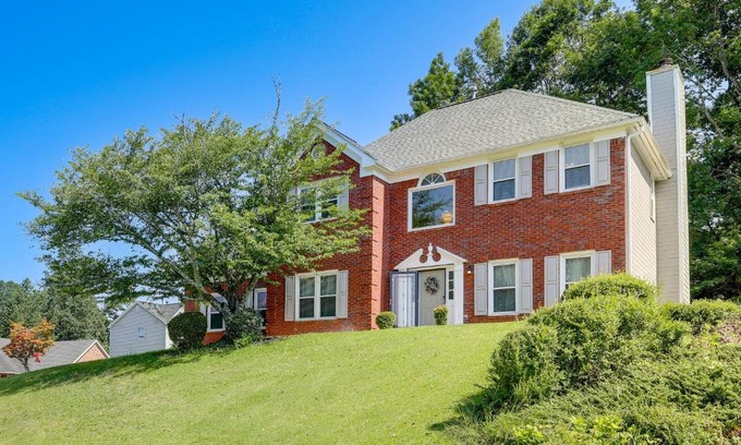 Lithonia House | Sunny Lithonia Home about 7 Mi to Stone Mountain Park!