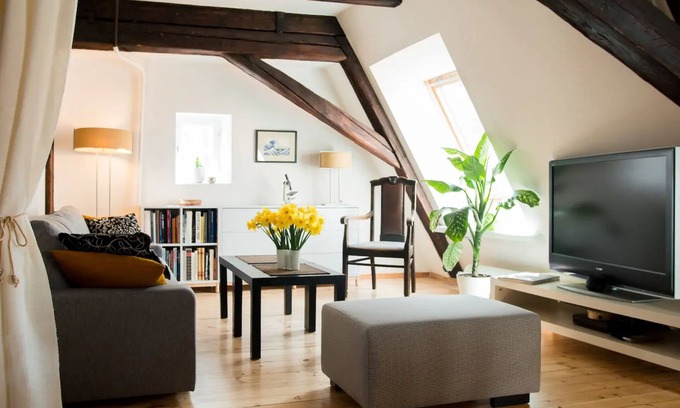 Old Town Apartment | Sunny mansard in the heart of Old Town