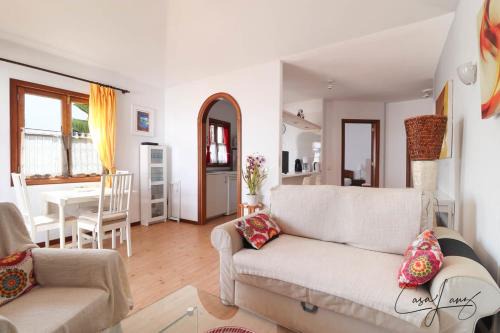 Playa Honda Apartment | Sunny Seaside Escape Cozy 1-Bed Holiday Let in Playa Honda near to the sea
