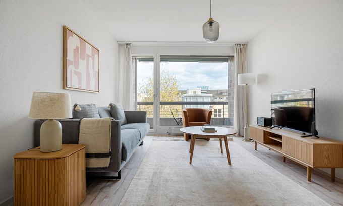 St. Johann Apartment | Sunny St. Johann 3 Room w/Storage, nr local market, by Blueground